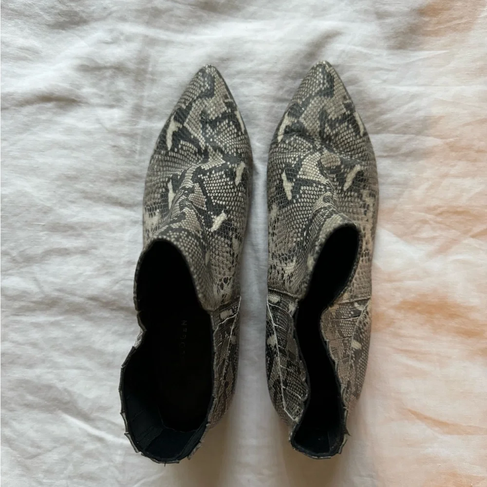Halogen | booties - Picture 2 of 5